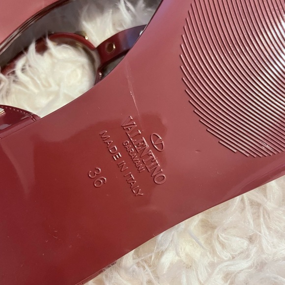 Valentino Rockstud Sandal - Picture 3 of 5